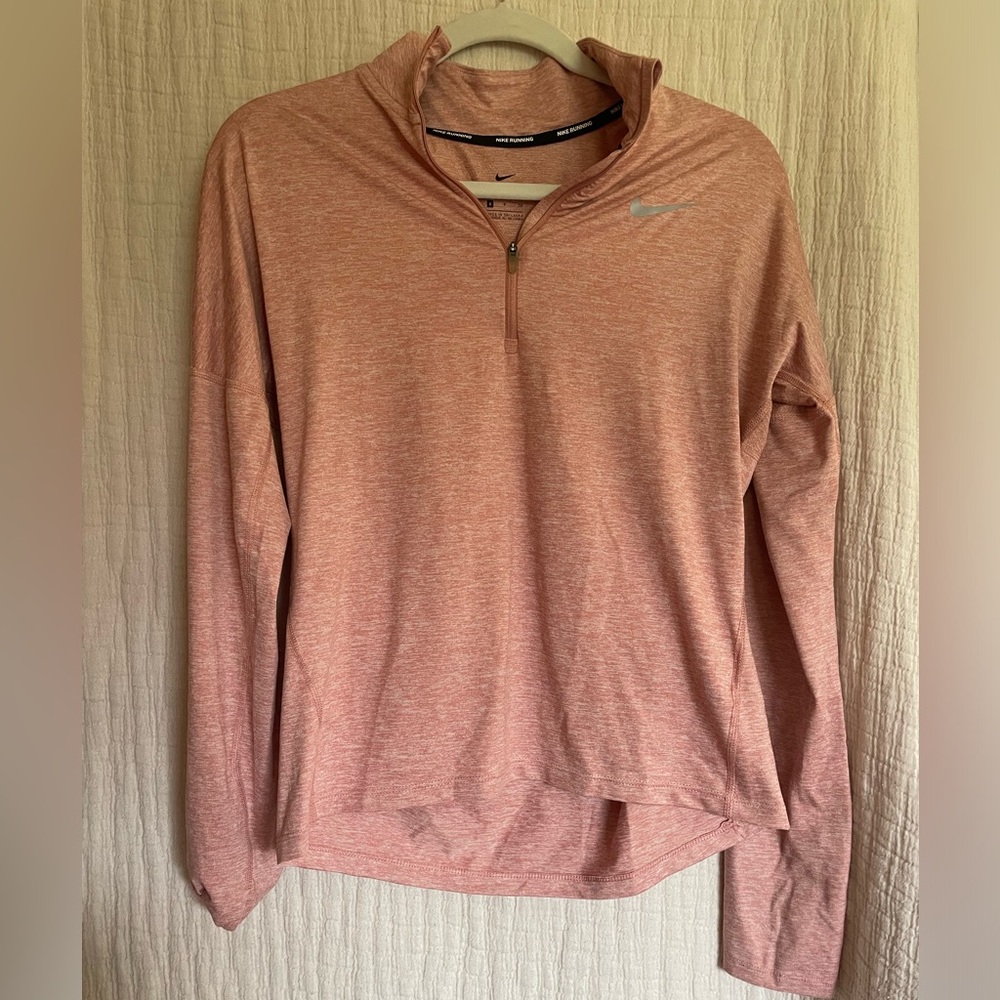 Nike women’s q zip size small